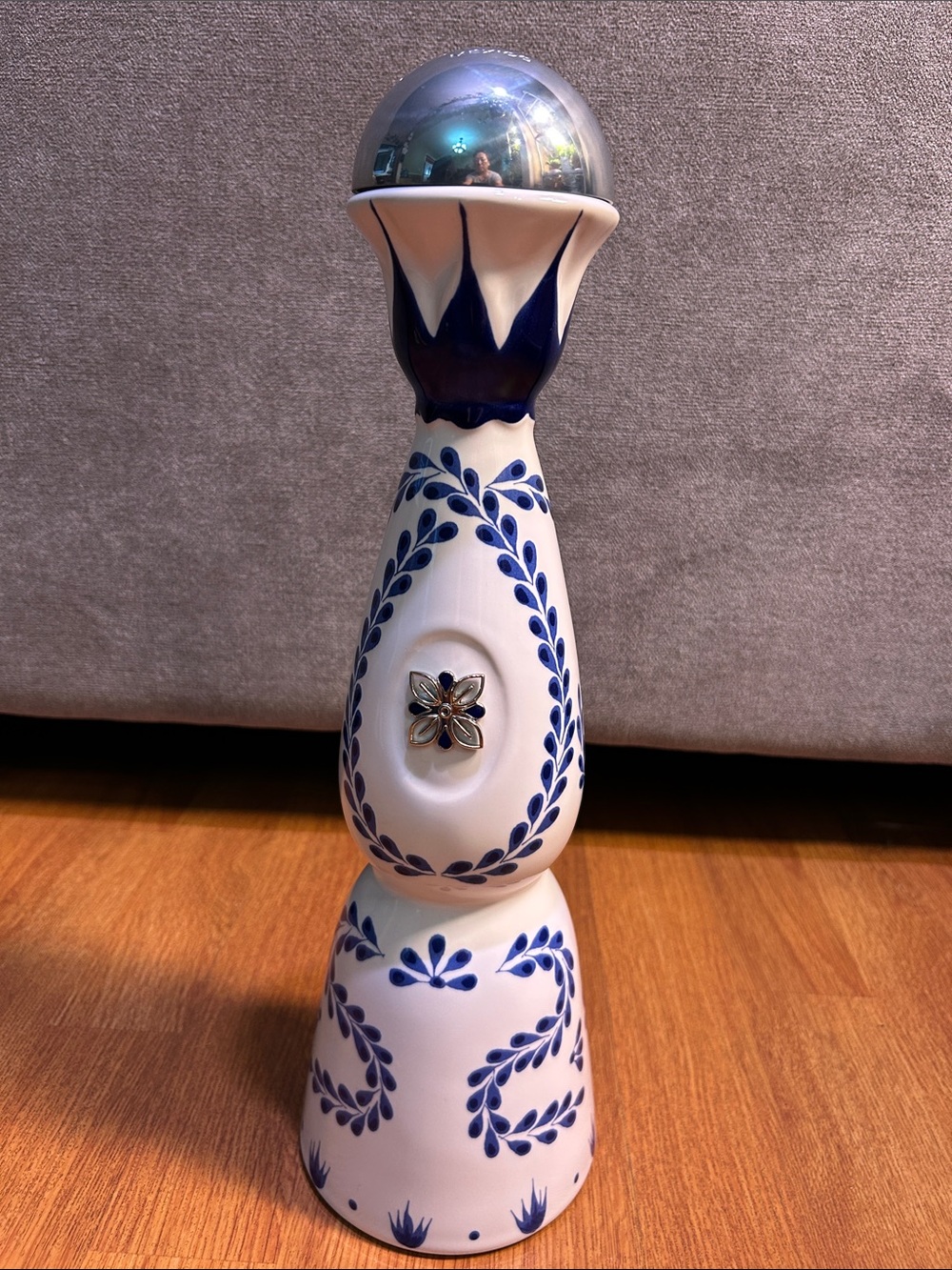 Claze Azul empty bottle